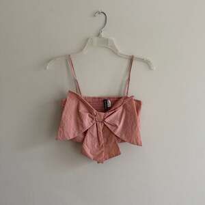 H&M Divided Pink Bow Front Cropped Camisole Top XS